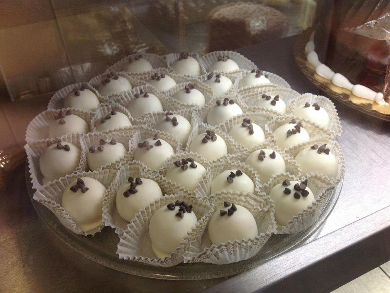 White Cake Balls